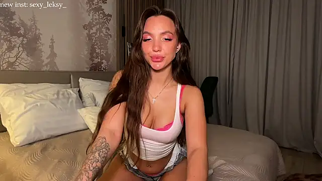 Snapshot of Lex_Love chatting on April 2026 07:40:02 PM Lex Love online show from April 2026 07:40:02 PM