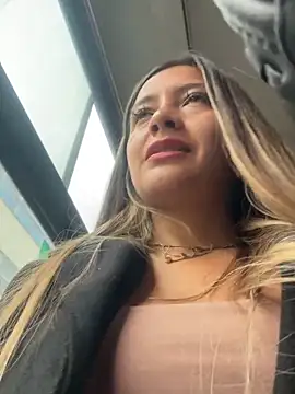 alana 69 online show from February 2025 06:38:01 PM