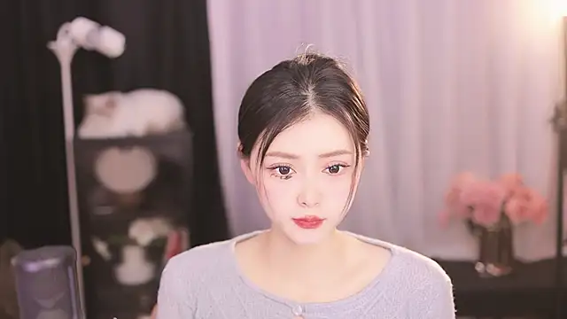 Ocean--Lili online show from February 2025 02:10:02 PM