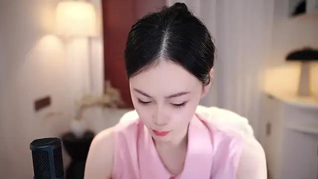 Ocean--Lili online show from September 2025 02:17:02 PM