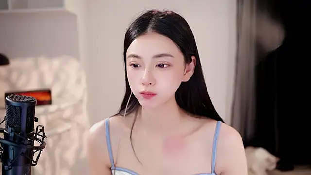 Snapshot of Ocean--Lili chatting on June 2026 02:17:02 PM Ocean--Lili online show from June 2026 02:17:02 PM