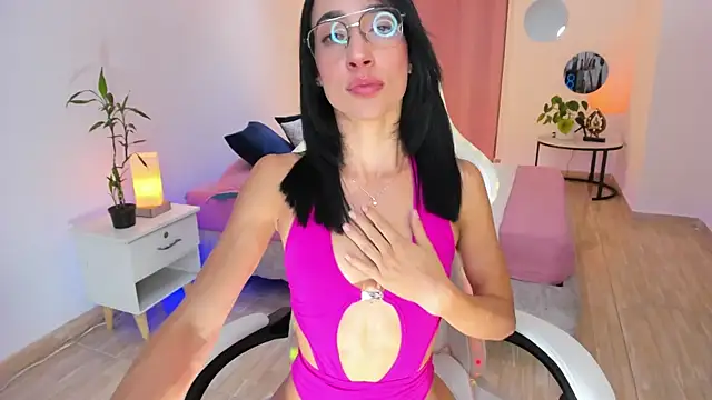 Snapshot of carleee_winter chatting on March 2026 03:11:02 AM carleee winter online show from March 2026 03:11:02 AM