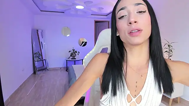 Snapshot of carleee_winter chatting on May 2026 10:40:02 PM carleee winter online show from May 2026 10:40:02 PM