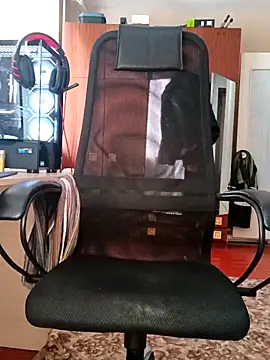 Snapshot of sergeysas chatting on March 2026 06:30:01 AM sergeysas online show from March 2026 06:30:01 AM