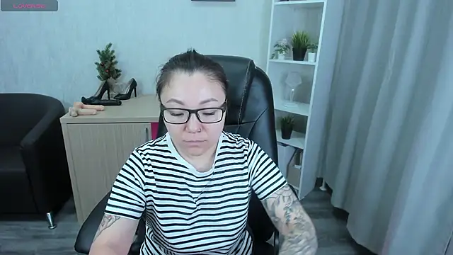 Snapshot of gentle_muse chatting on January 2025 08:48:02 PM gentle muse online show from January 2025 08:48:02 PM