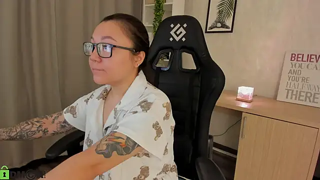 gentle muse online show from February 2026 12:07:02 AM