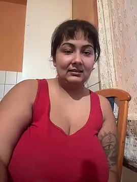 Madsion23 online show from December 2024 03:37:01 PM