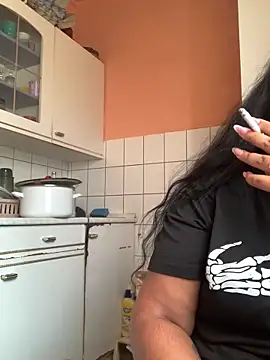 Madsion23 online show from October 2025 09:34:02 AM