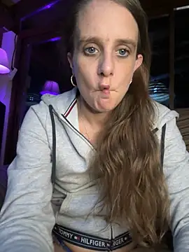 LadyChantale online show from January 2025 05:38:02 PM