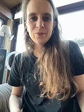 LadyChantale online show from January 2025 08:46:02 AM