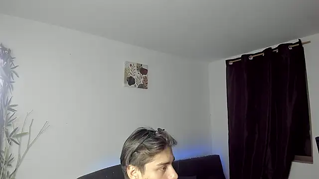 Giordano Russo online show from December 2024 04:31:02 AM