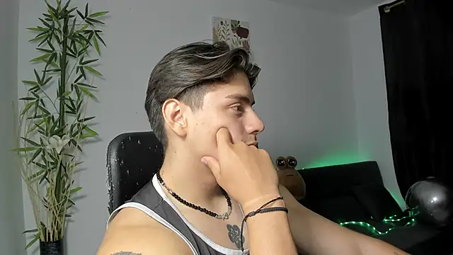 Giordano Russo online show from January 2025 05:11:01 PM