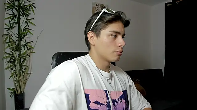 Giordano Russo online show from February 2025 05:53:02 AM