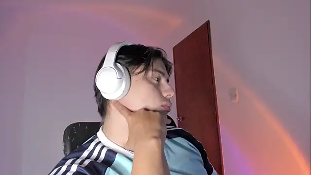 Snapshot of Giordano_Russo chatting on March 2026 03:22:01 AM Giordano Russo online show from March 2026 03:22:01 AM