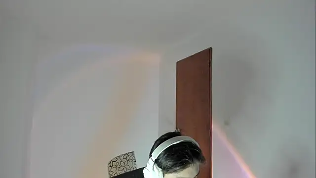 Snapshot of Giordano_Russo chatting on March 2026 02:06:01 AM Giordano Russo online show from March 2026 02:06:01 AM