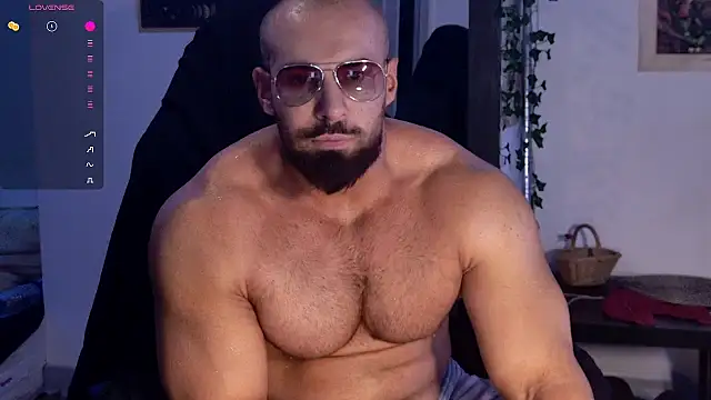 Snapshot of Musculus6 chatting on July 2026 06:47:02 PM Musculus6 online show from July 2026 06:47:02 PM