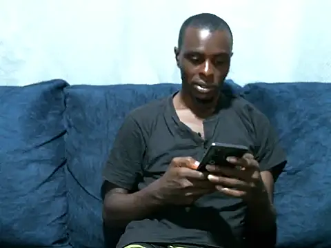 reezly online show from November 2025 10:08:01 PM