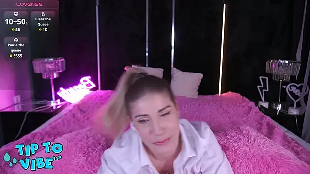 CassandraGood online show from January 2025 04:38:01 AM