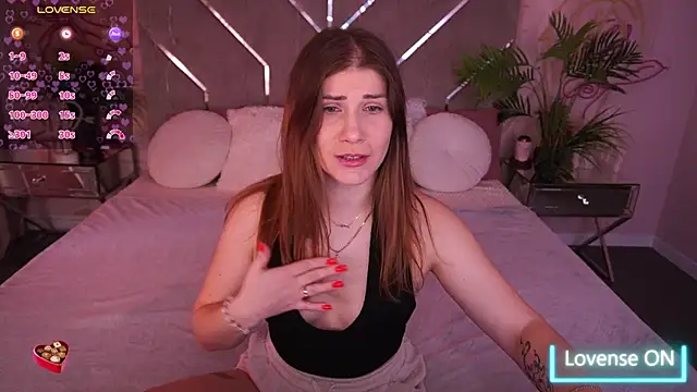 Snapshot of CassandraGood chatting on March 2026 07:02:01 AM CassandraGood online show from March 2026 07:02:01 AM