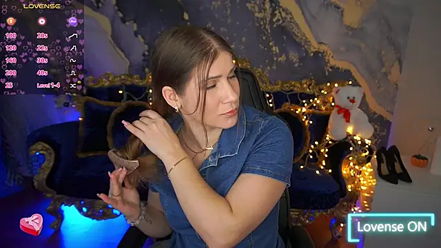 Snapshot of CassandraGood chatting on March 2026 08:19:01 AM CassandraGood online show from March 2026 08:19:01 AM