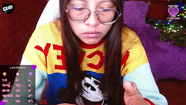 Snapshot of MidoriQuiinn chatting on February 2026 02:43:02 PM MidoriQuiinn online show from February 2026 02:43:02 PM