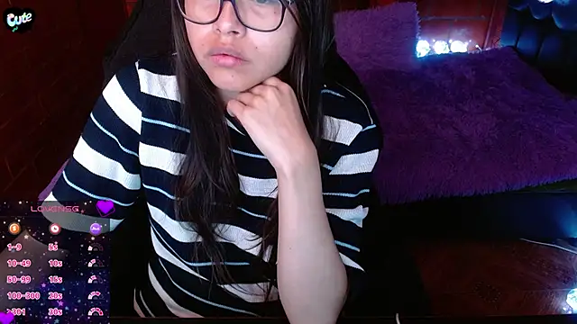 Snapshot of MidoriQuiinn chatting on March 2026 02:22:02 PM MidoriQuiinn online show from March 2026 02:22:02 PM