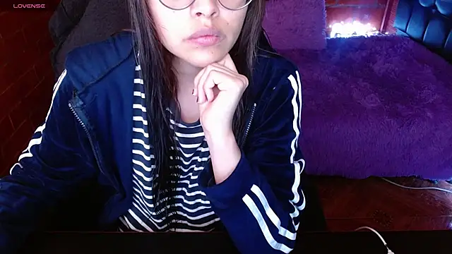 Snapshot of MidoriQuiinn chatting on March 2026 02:55:01 PM MidoriQuiinn online show from March 2026 02:55:01 PM