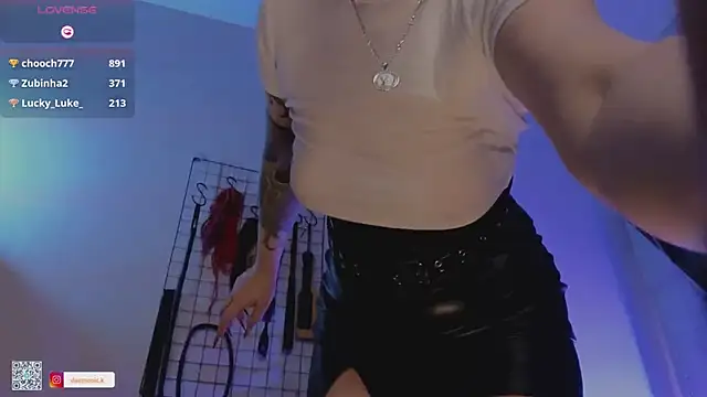 Snapshot of VortexProject chatting on January 2025 05:05:01 PM VortexProject online show from January 2025 05:05:01 PM