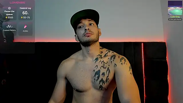 Snapshot of alejandro__2 chatting on February 2026 01:38:02 PM alejandro 2 online show from February 2026 01:38:02 PM