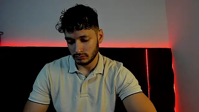 Snapshot of alejandro__2 chatting on February 2026 03:49:02 PM alejandro 2 online show from February 2026 03:49:02 PM