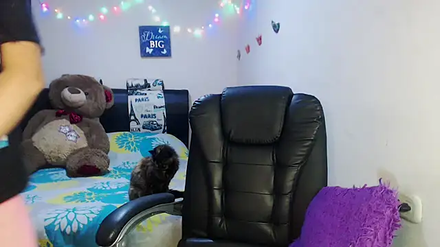 sahtlove1 online show from November 2025 12:32:01 AM