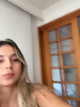 oriana zoeee online show from April 2026 10:45:02 PM