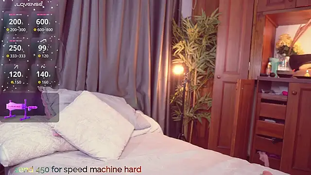 Snapshot of Lucy_fit chatting on September 2025 09:36:02 AM Lucy fit online show from September 2025 09:36:02 AM