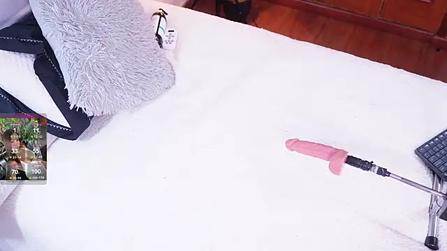 Snapshot of Lucy_fit chatting on November 2025 10:39:02 AM Lucy fit online show from November 2025 10:39:02 AM