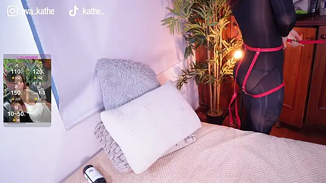 Snapshot of Lucy_fit chatting on November 2025 11:10:02 AM Lucy fit online show from November 2025 11:10:02 AM