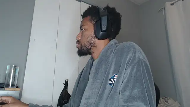 ChrisVacher online show from December 2024 06:10:02 AM