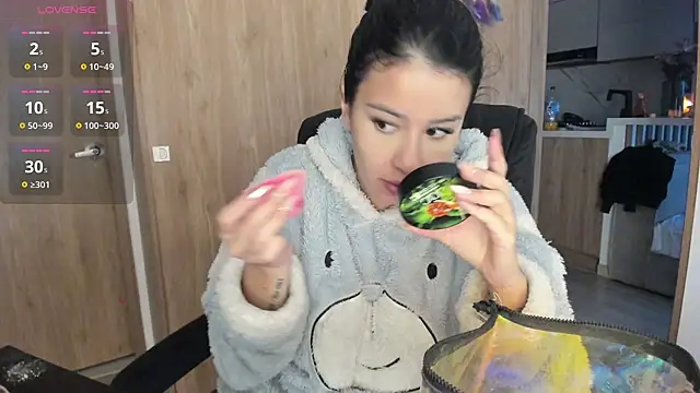 keyn laurent 1 online show from December 2024 11:09:02 AM