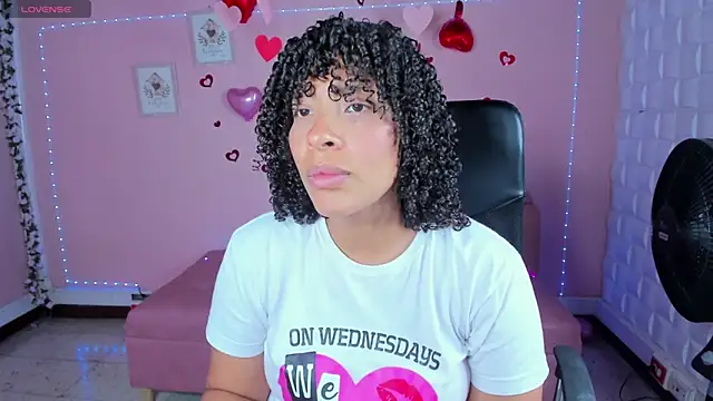 Snapshot of DannaBerry chatting on March 2025 03:51:02 PM DannaBerry online show from March 2025 03:51:02 PM