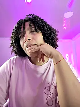 Snapshot of DannaBerry chatting on November 2025 03:47:02 PM DannaBerry online show from November 2025 03:47:02 PM