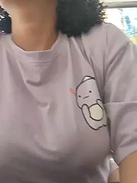 Snapshot of DannaBerry chatting on December 2025 07:12:02 PM DannaBerry online show from December 2025 07:12:02 PM