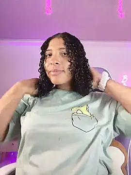 Snapshot of DannaBerry chatting on December 2025 03:20:01 PM DannaBerry online show from December 2025 03:20:01 PM