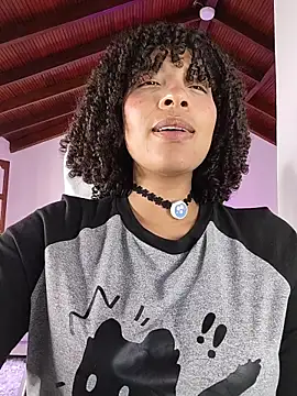 Snapshot of DannaBerry chatting on March 2026 03:40:01 PM DannaBerry online show from March 2026 03:40:01 PM