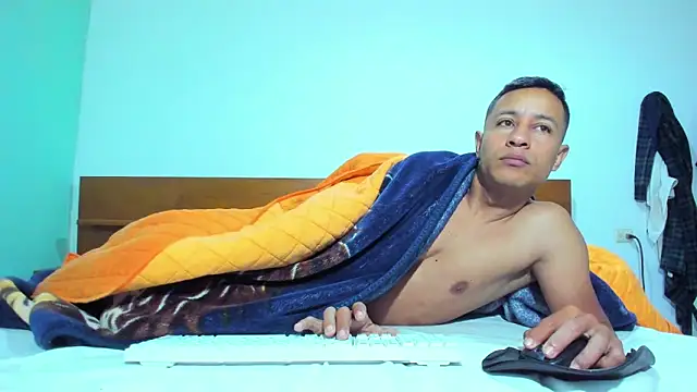 Snapshot of Maik_James chatting on March 2026 09:26:01 AM Maik James online show from March 2026 09:26:01 AM