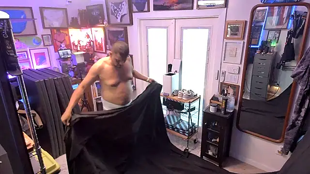 Snapshot of Briefs_bud chatting on March 2025 01:46:01 AM Briefs bud online show from March 2025 01:46:01 AM