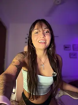 Snapshot of LunaXuan chatting on March 2026 10:35:02 PM LunaXuan online show from March 2026 10:35:02 PM