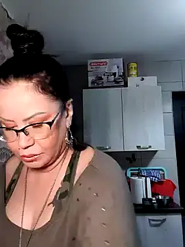 x  KHALEESI  x online show from January 2025 09:00:02 PM