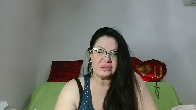 x  KHALEESI  x online show from January 2025 12:14:02 AM