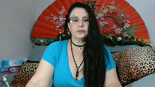 x  KHALEESI  x online show from June 2026 06:44:01 PM
