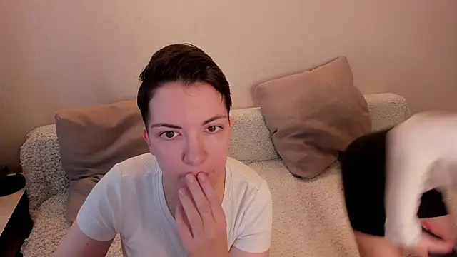 secret dreams   online show from February 2025 08:06:02 AM