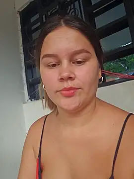 sweet lucia online show from November 2025 05:44:01 PM